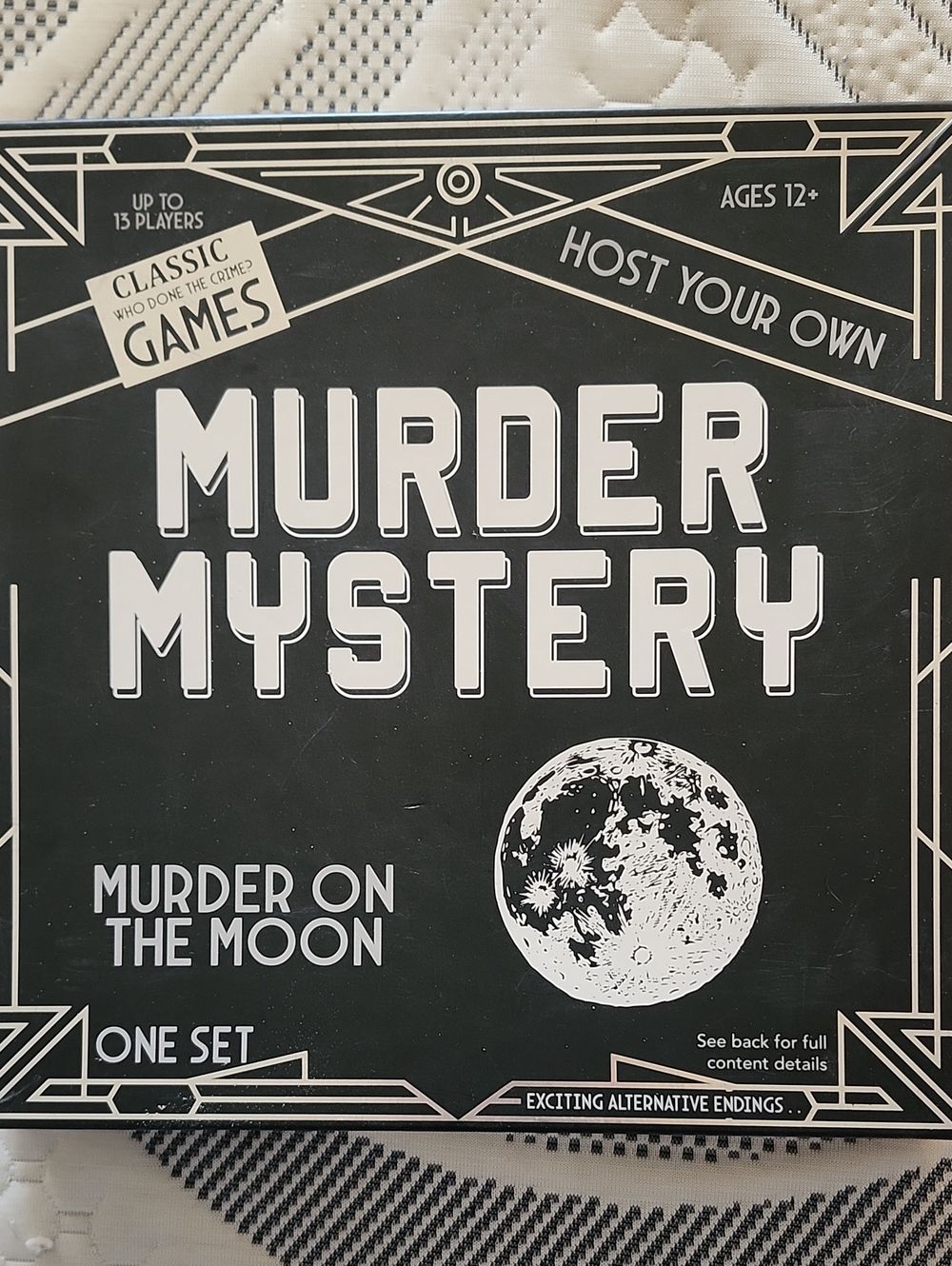 Classic Murder Mystery - Murder on the Moon (Black)